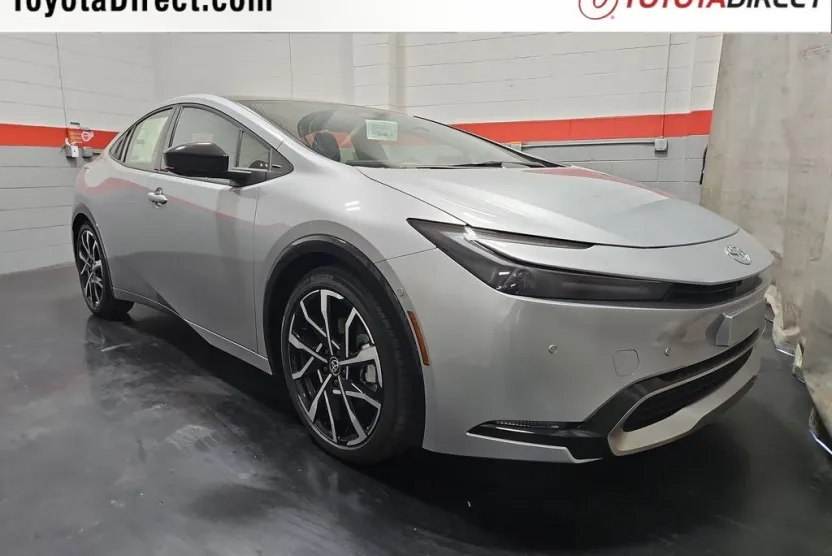 2026 Toyota Prius Plug-in Hybrid XSE Premium photo 1