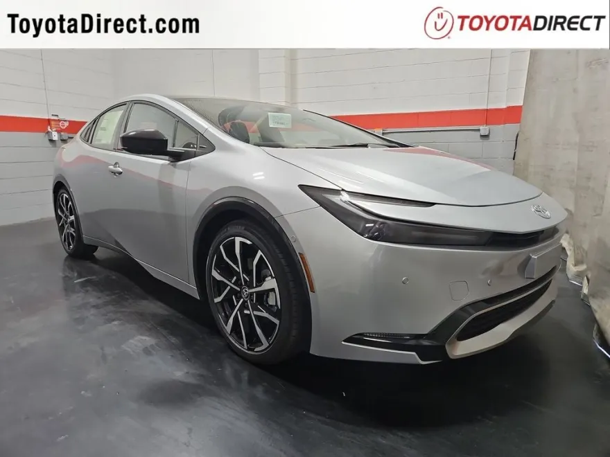 2026 Toyota Prius Plug-in Hybrid XSE Premium photo 1
