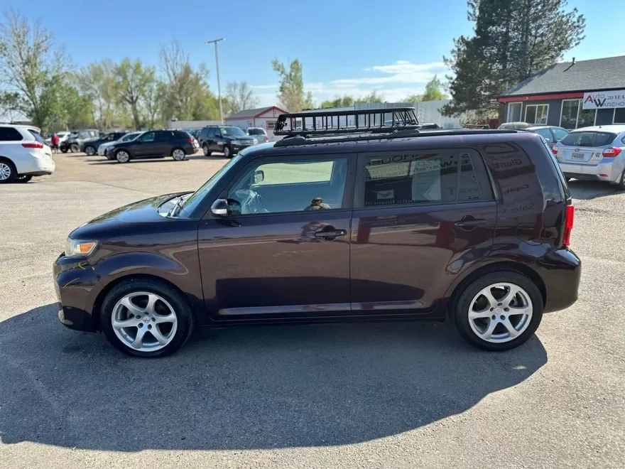 2015 Scion xB Base photo 6