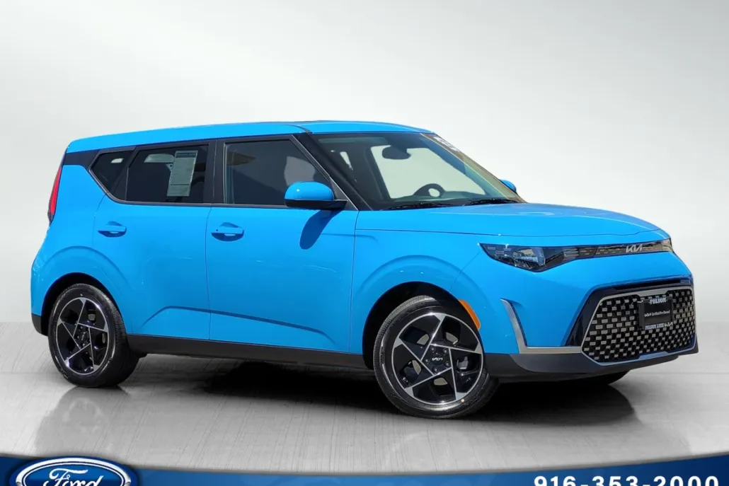 2025 Kia Soul EX photo 1