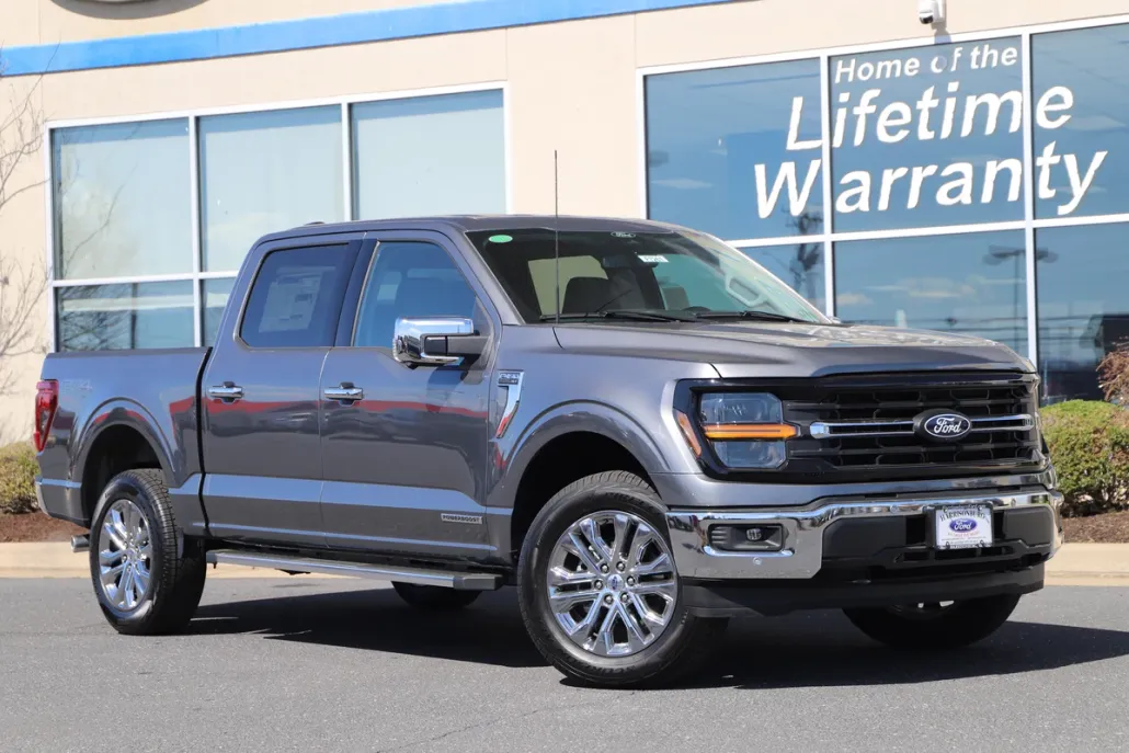 2025 Ford F-150 XLT photo 1