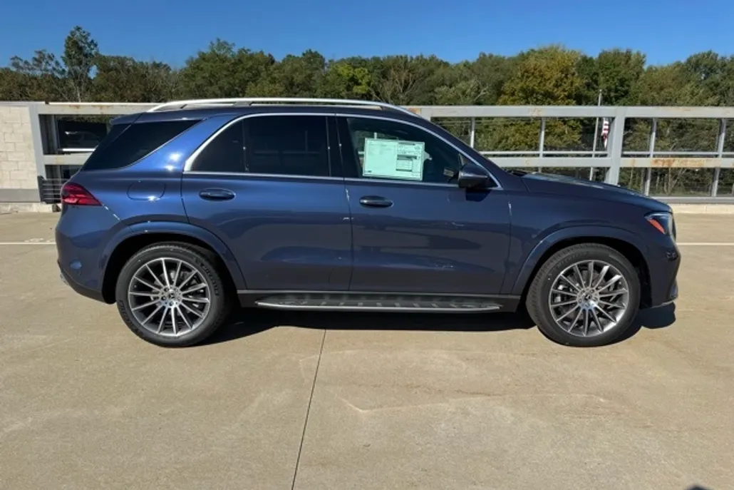 2026 Mercedes Benz GLE 450 4MATIC photo 1