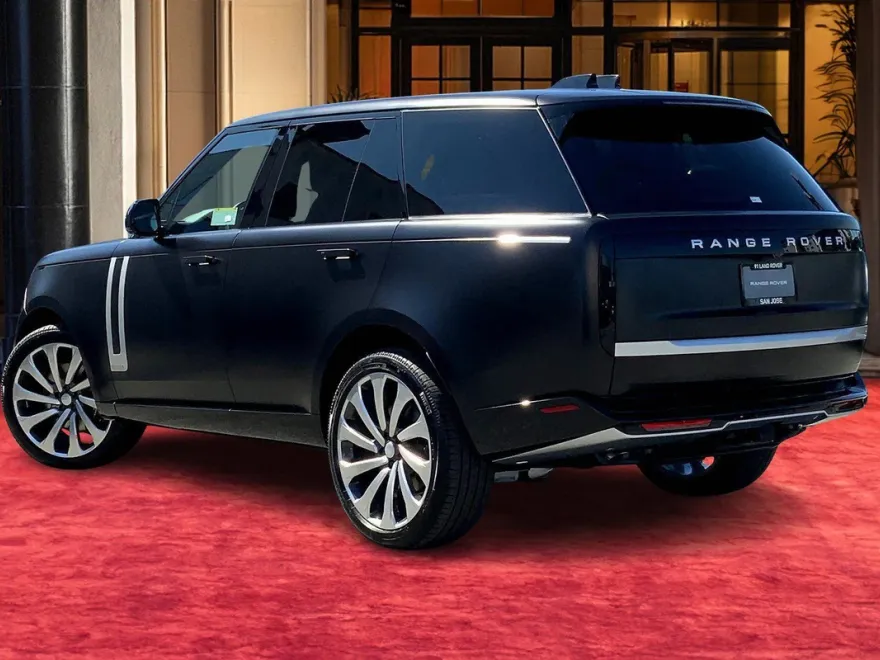 2025 Land Rover Range Rover Autobiography photo 1