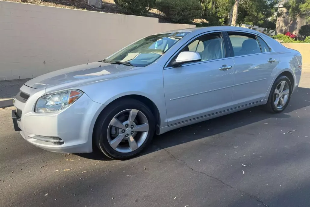 2012 Chevrolet Malibu 1LT photo 1