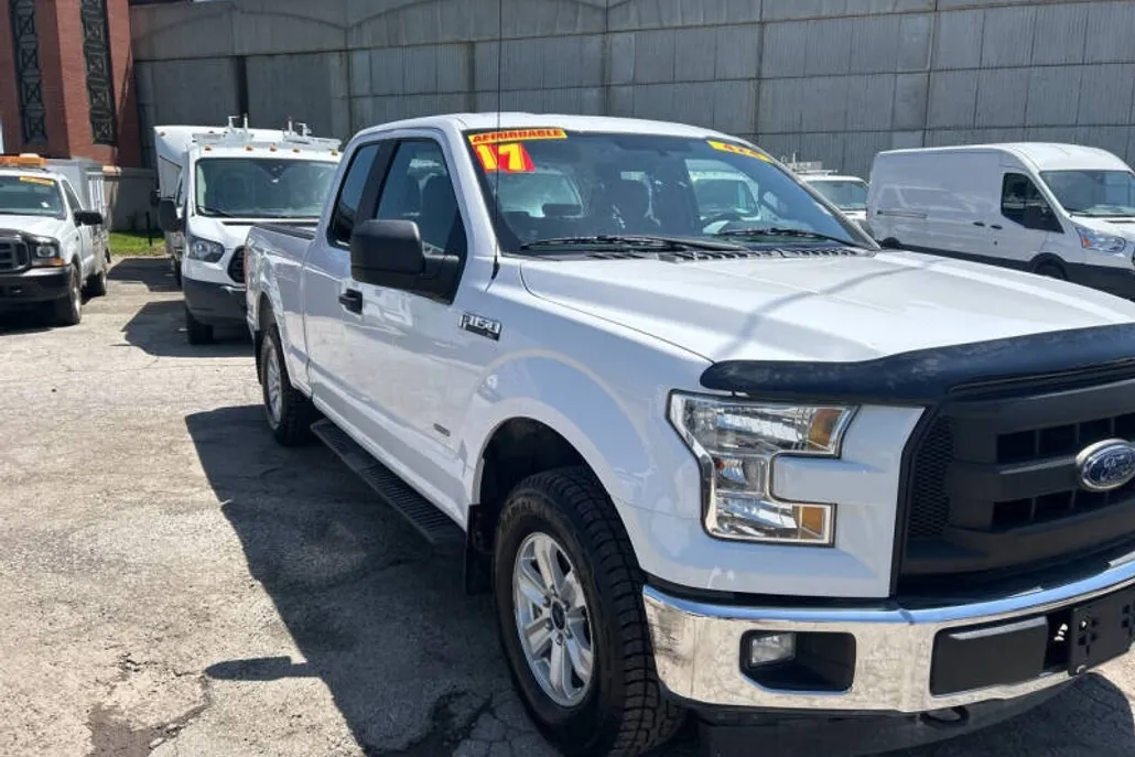 2017 Ford F-150 XL photo 1