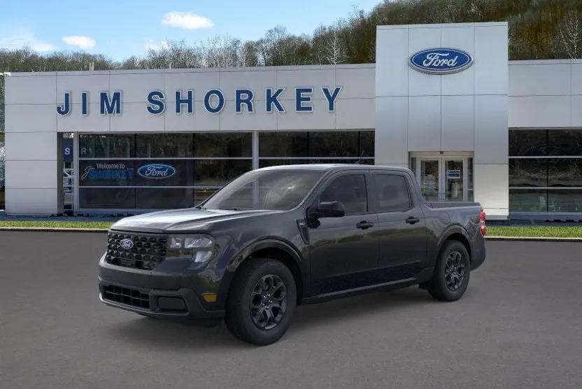 2025 Ford Maverick XLT photo 1