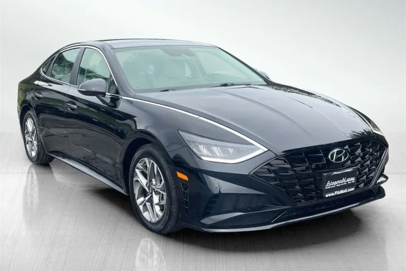 2021 Hyundai Sonata SEL photo 1