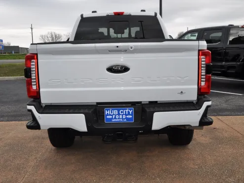 2025 Ford F-250 Lariat photo 4