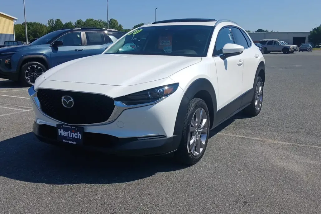 2020 Mazda CX-30 Premium photo 1