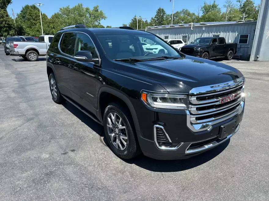2023 Gmc Acadia SLT photo 1