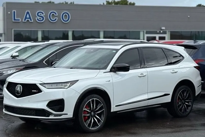 2022 Acura MDX Type S Advance photo 1