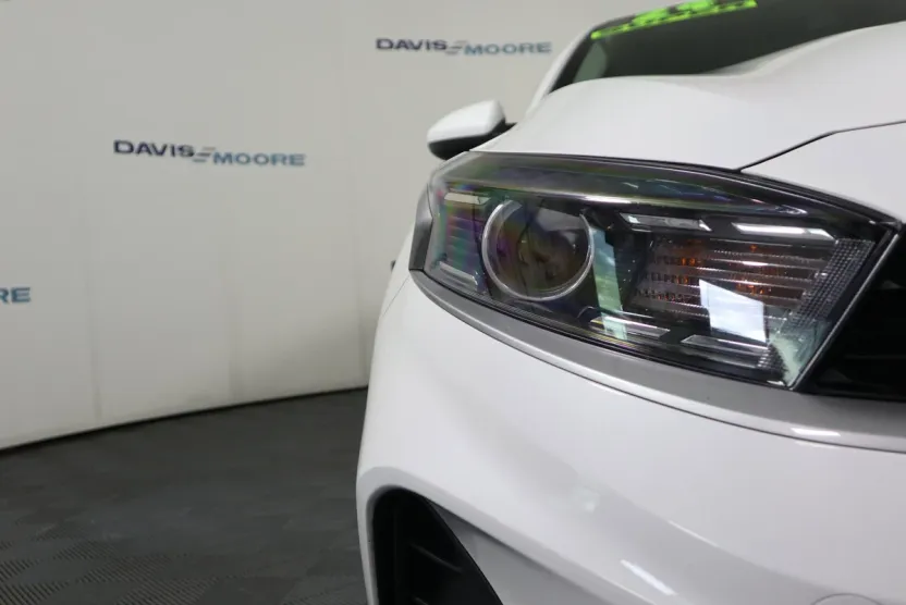 2024 Kia Forte LXS photo 1
