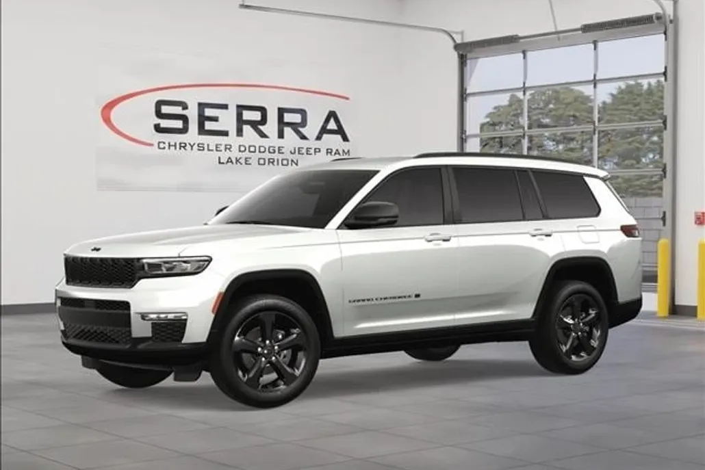 2025 Jeep Grand Cherokee L photo 1