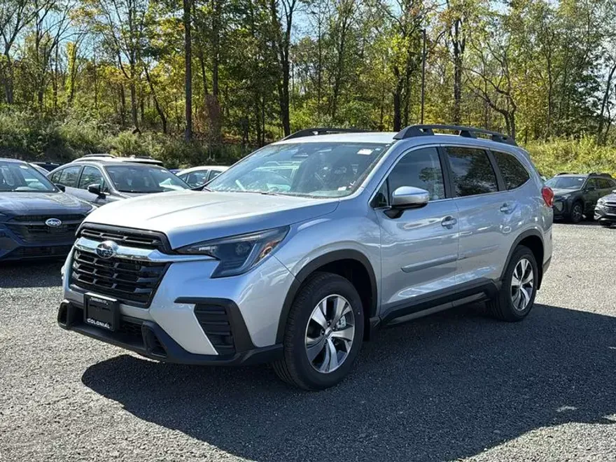 2025 Subaru Ascent Premium photo 1