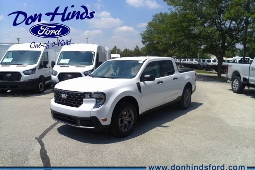 2025 Ford Maverick XLT photo 1