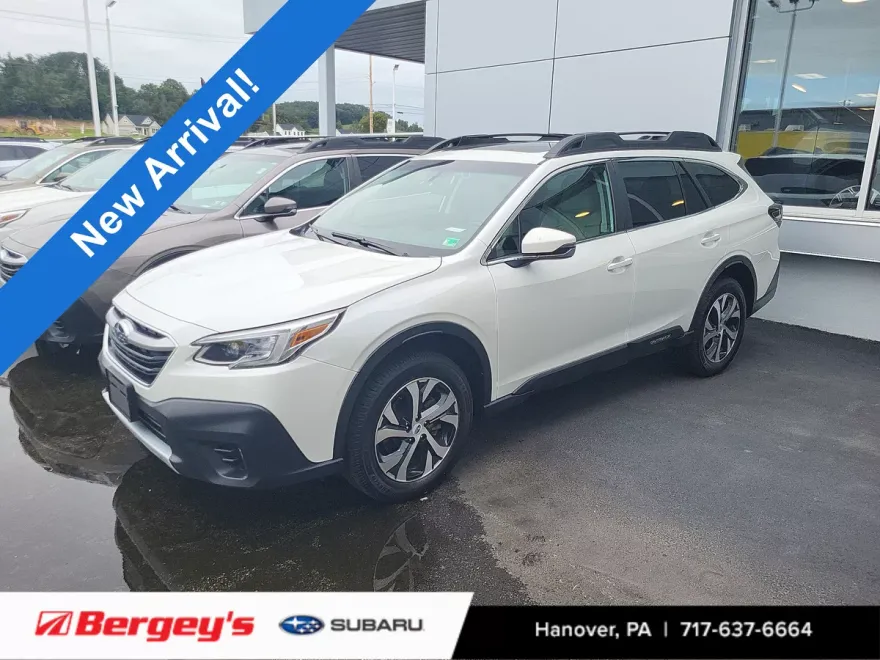 2022 Subaru Outback Limited photo 1