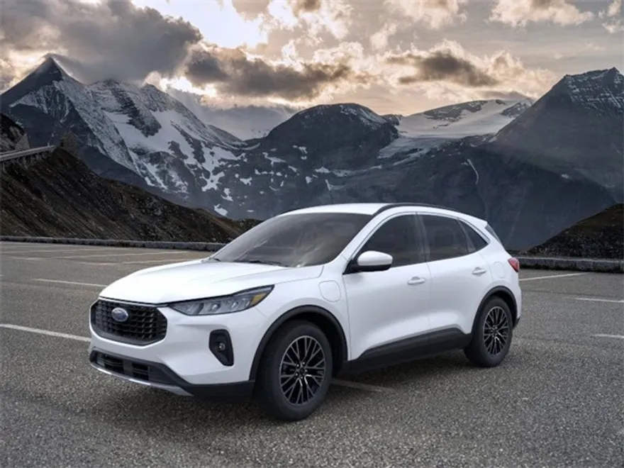 2024 Ford Escape Plug-In Hybrid photo 1