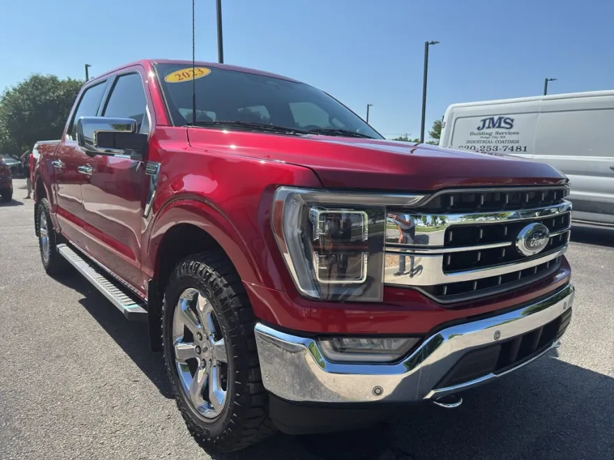 2023 Ford F-150 Lariat photo 1