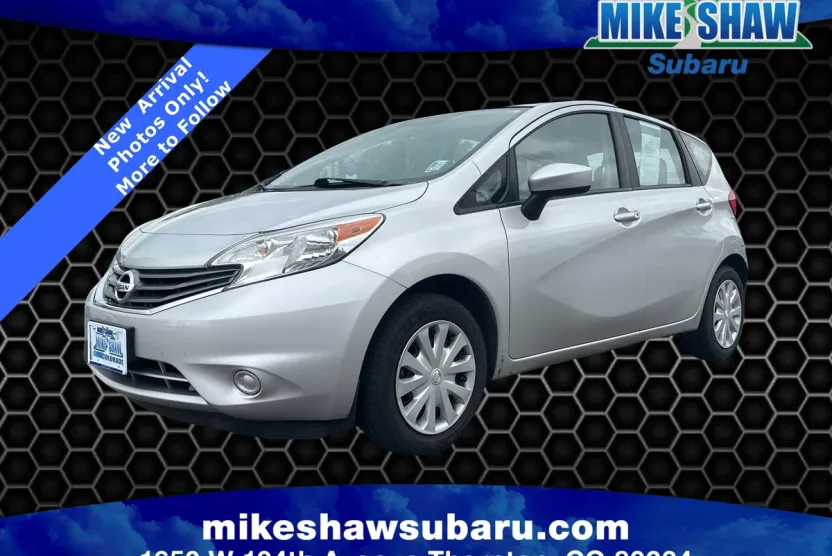 2015 Nissan Versa Note SV photo 1