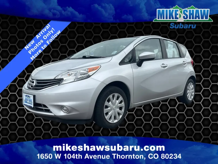 2015 Nissan Versa Note SV photo 1