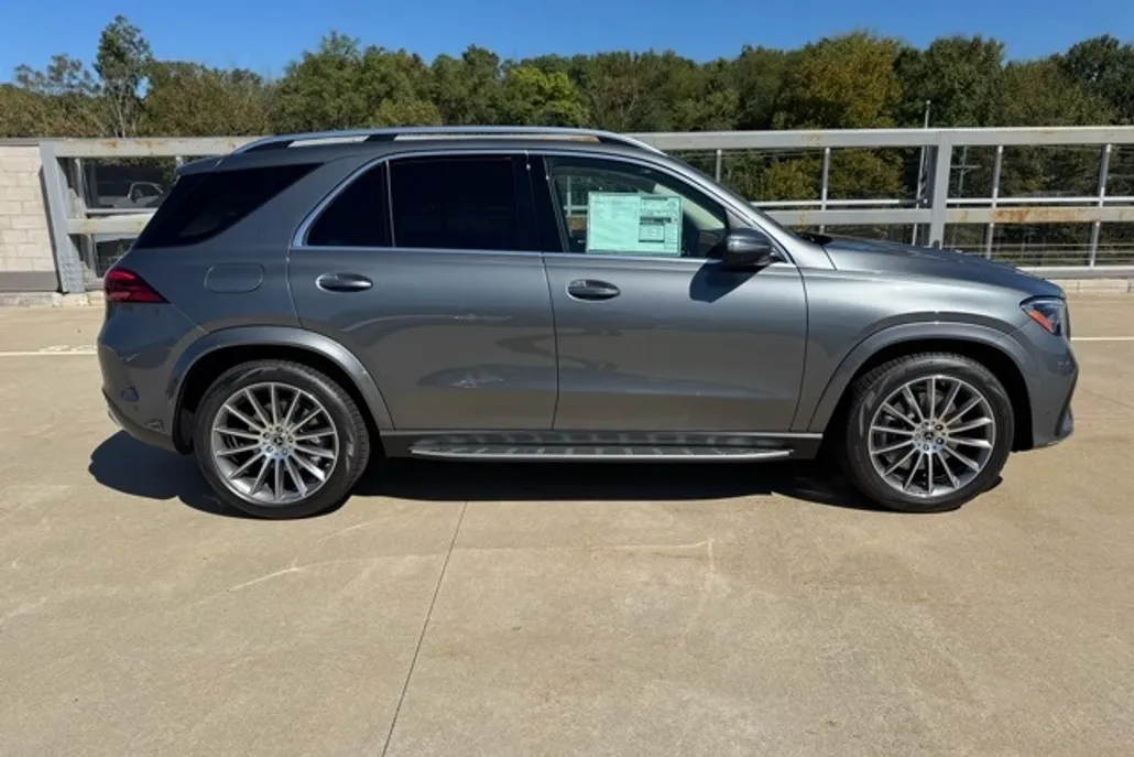 2026 Mercedes Benz GLE 450 4MATIC photo 1
