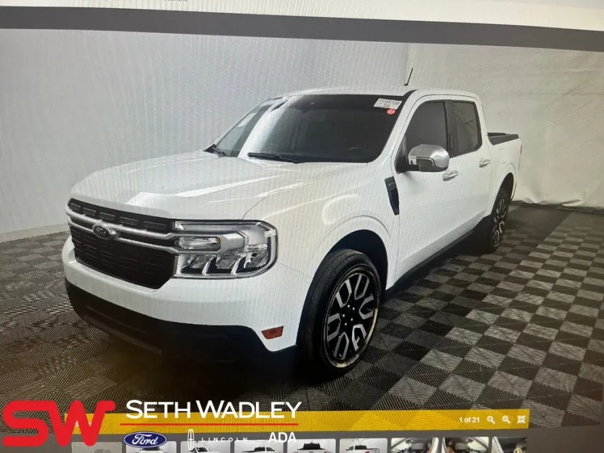2022 Ford Maverick Lariat photo 1