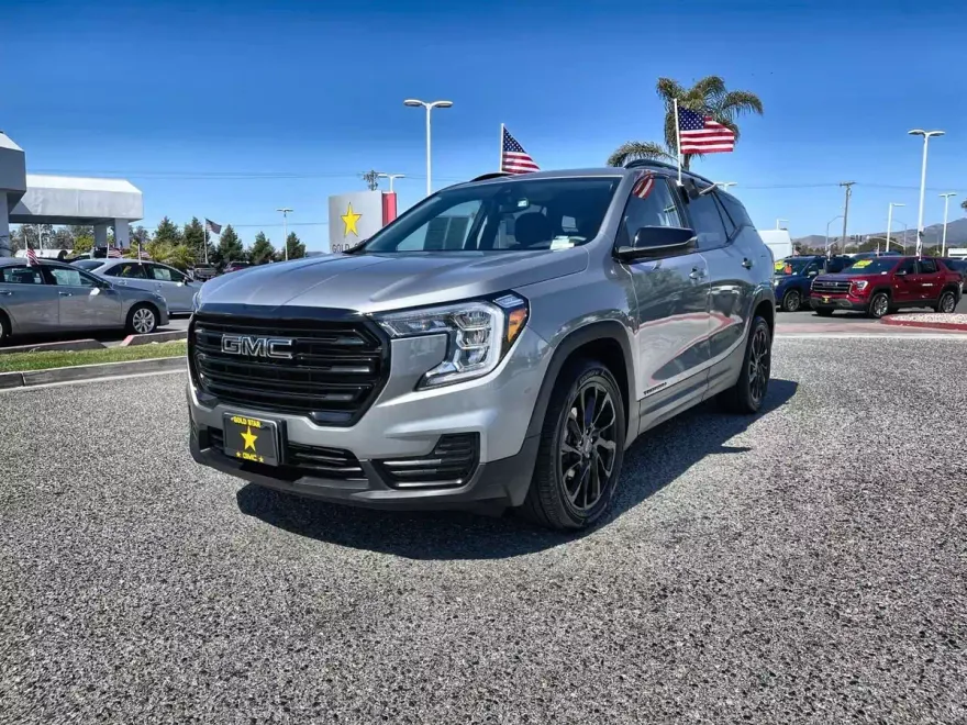 2024 Gmc Terrain SLE photo 1