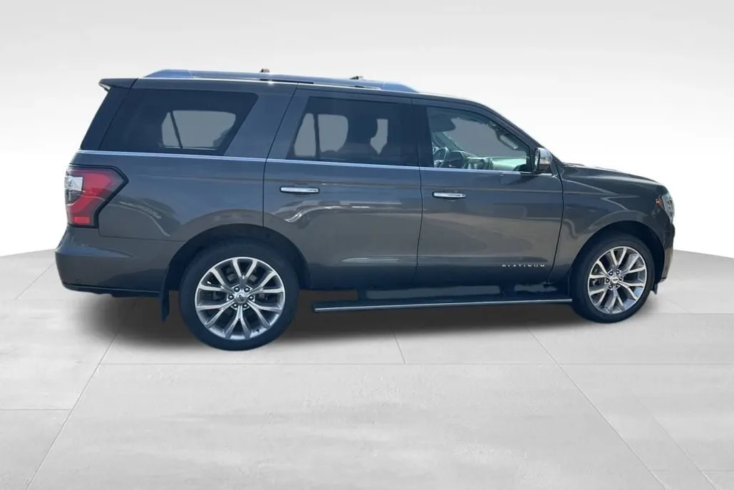 2019 Ford Expedition Platinum photo 1
