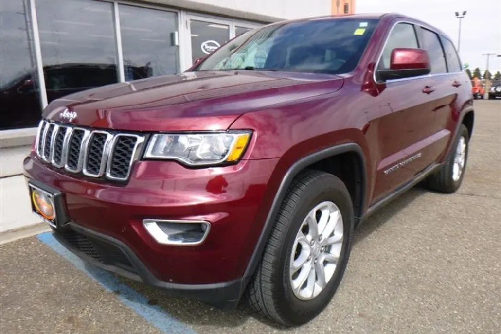 2022 Jeep Grand Cherokee Laredo E photo 1