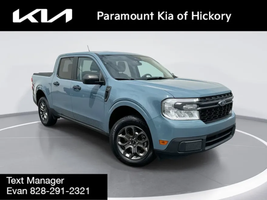 2022 Ford Maverick XLT photo 1