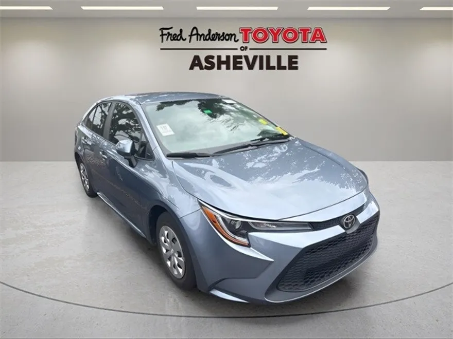 2022 Toyota Corolla L photo 1