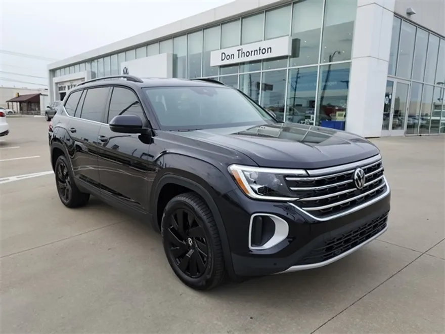 2026 Volkswagen Atlas SE Technology photo 1