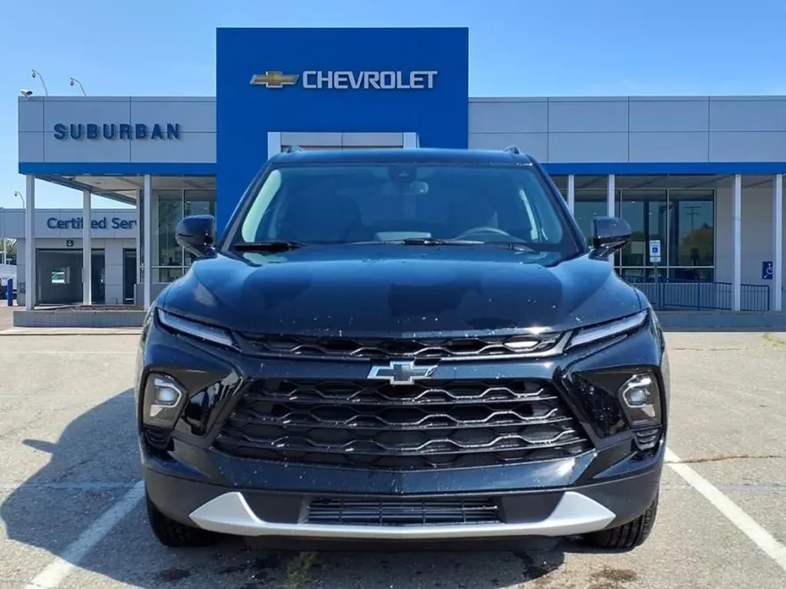 2025 Chevrolet Blazer 2LT photo 1