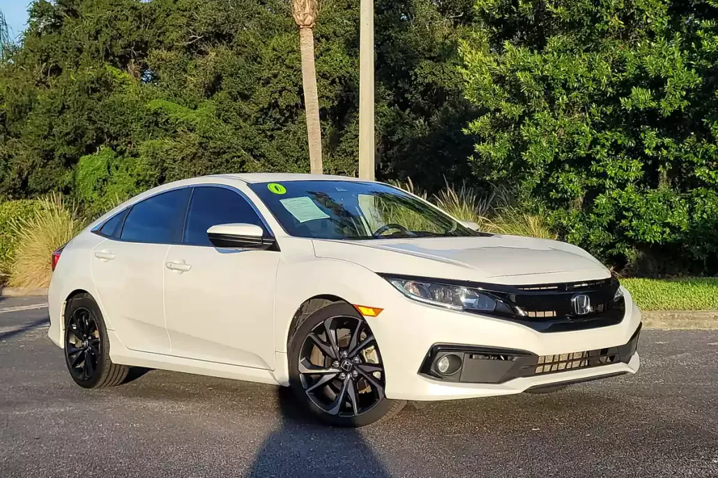 2020 Honda Civic Sport photo 1