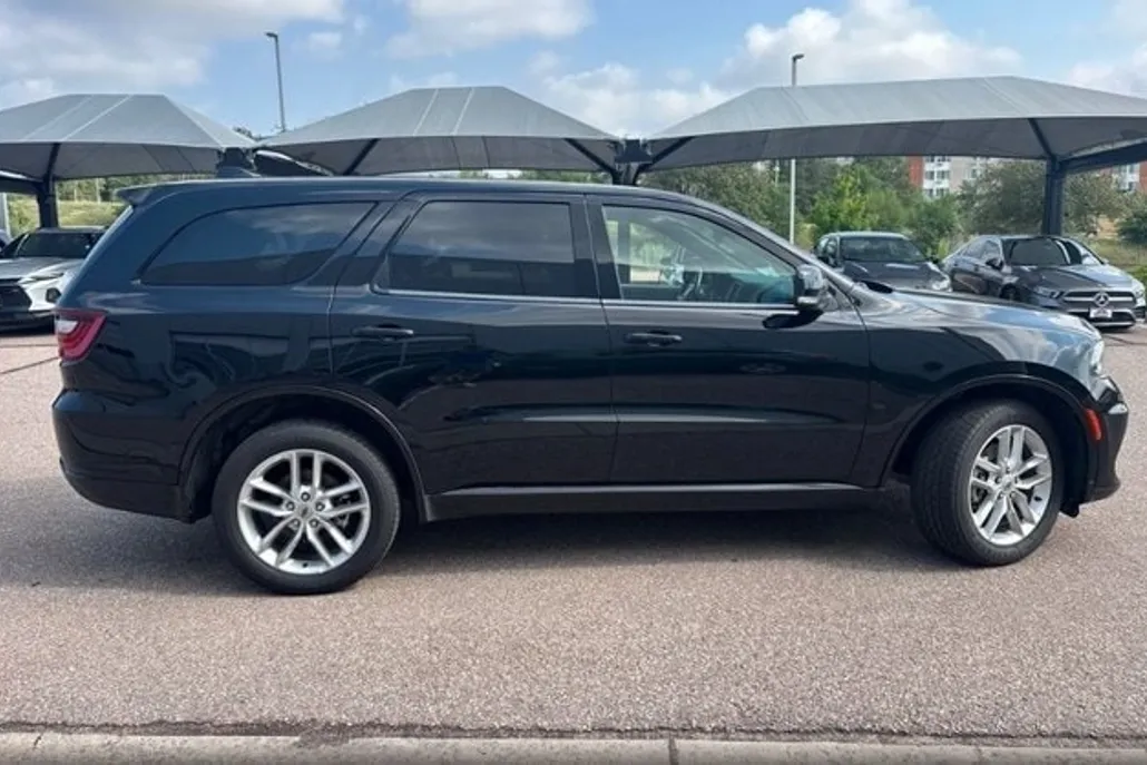 2022 Dodge Durango GT Plus photo 1