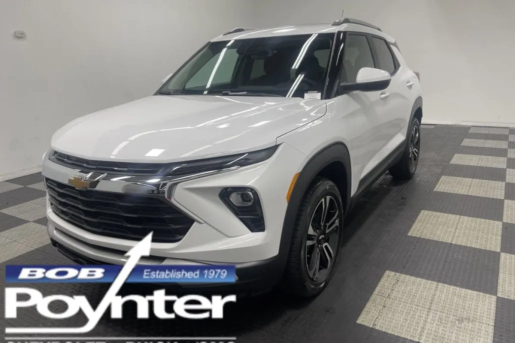 2025 Chevrolet Trailblazer LT photo 1