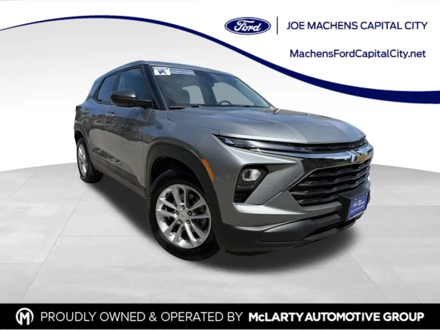 2024 Chevrolet Trailblazer LS photo 1