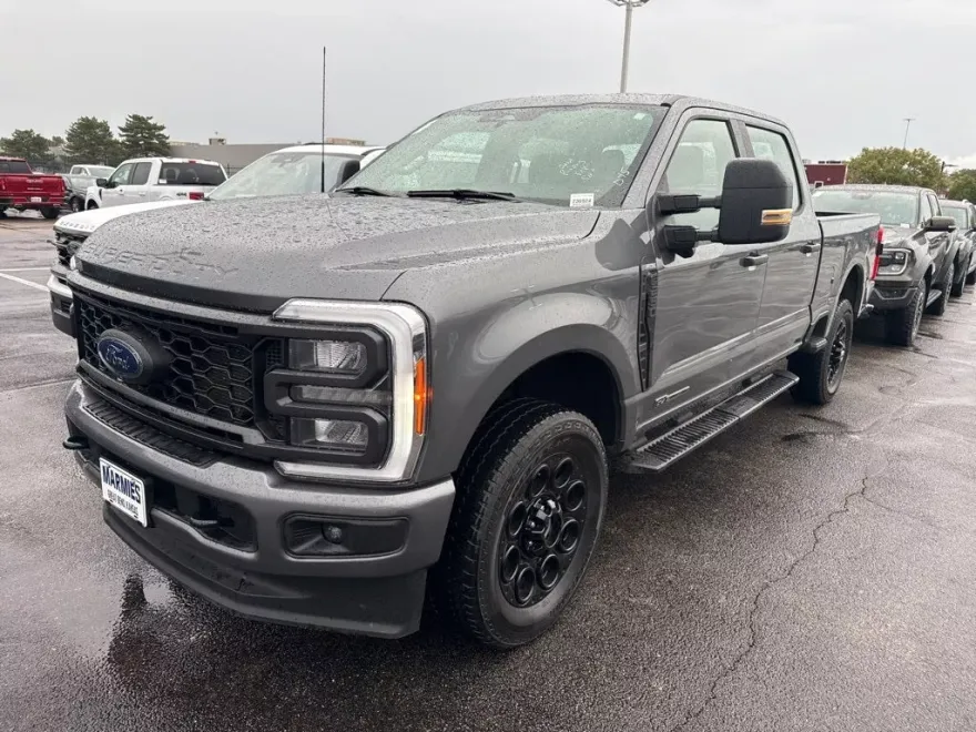2023 Ford F-250 XL photo 1