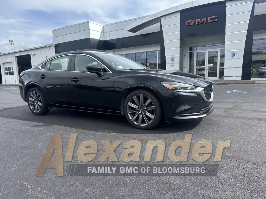 2018 Mazda Mazda6 Touring photo 1