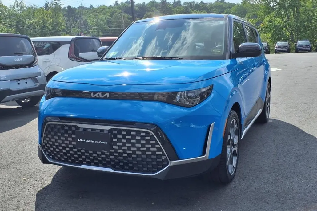 2025 Kia Soul EX photo 1