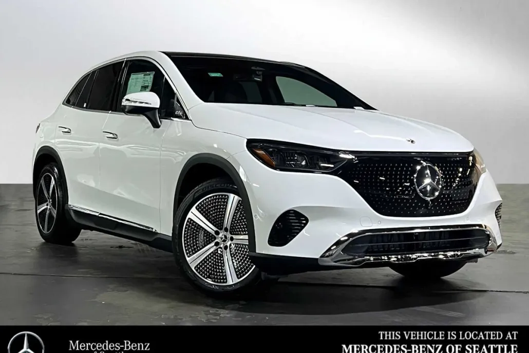 2026 Mercedes Benz EQE SUV photo 1