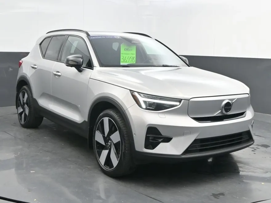 2023 Volvo XC40 Recharge Ultimate photo 1