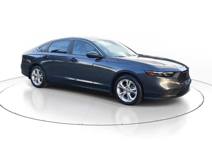 2023 Honda Accord LX photo 1