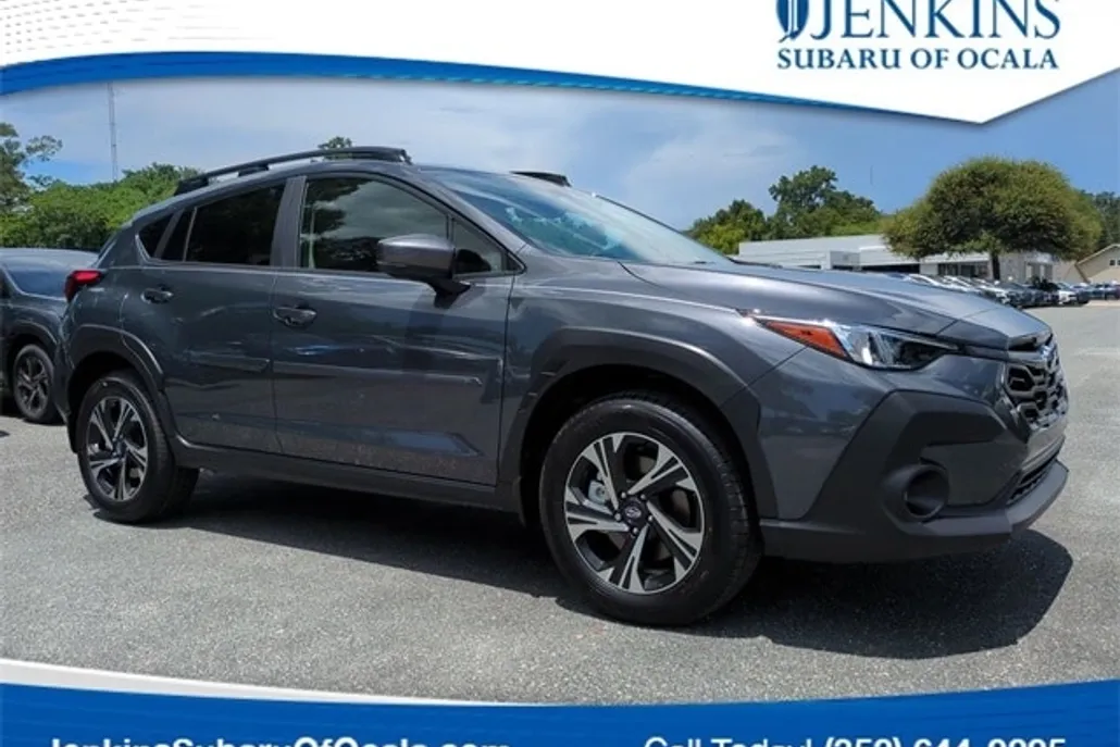 2025 Subaru Crosstrek Premium photo 1