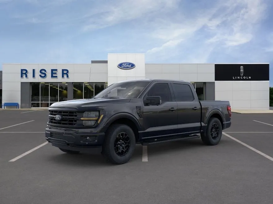 2025 Ford F-150 XLT photo 1