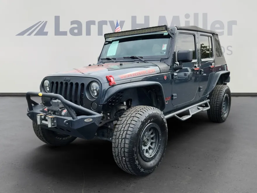 2017 Jeep Wrangler Unlimited Sport Big Bear photo 1