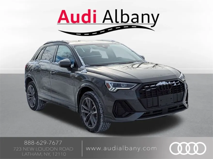 2025 Audi Q3 45 TFSI S line Premium photo 1