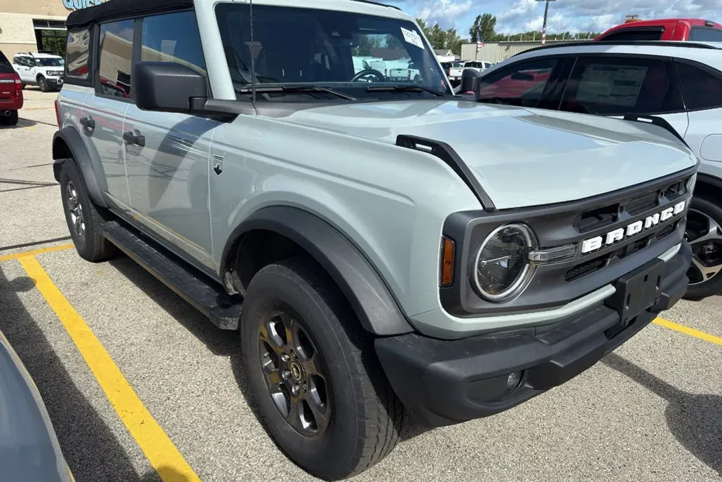 2023 Ford Bronco Big Bend photo 1