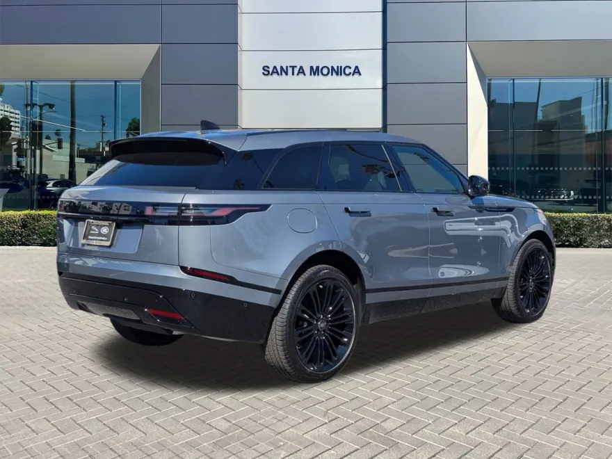 2026 Land Rover Range Rover Velar SE photo 1