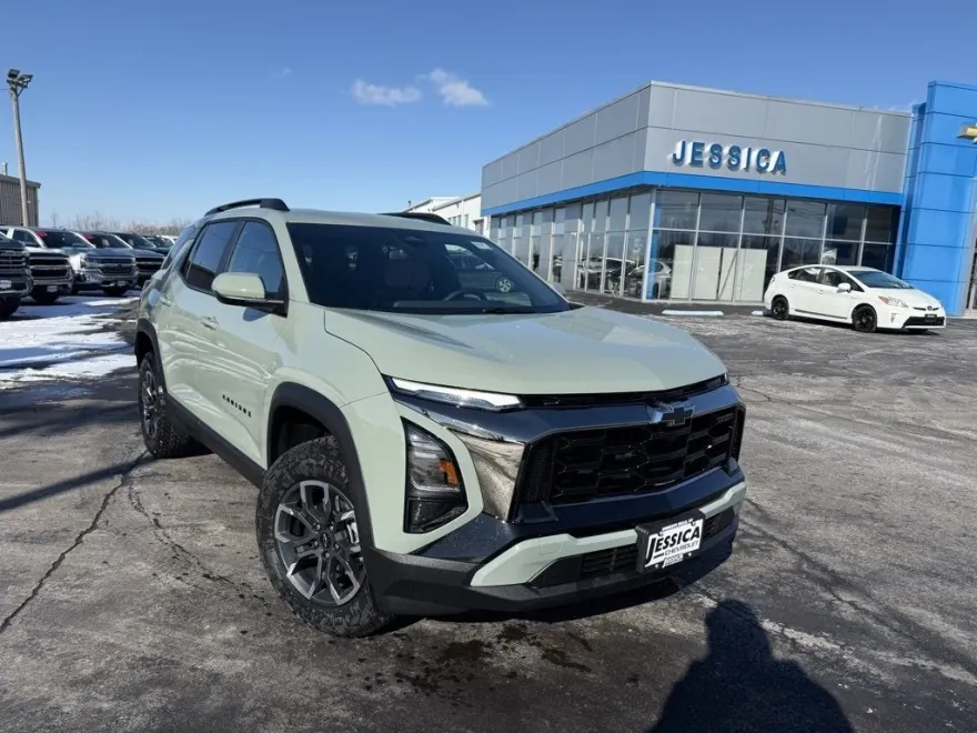 2025 Chevrolet Equinox ACTIV photo 1